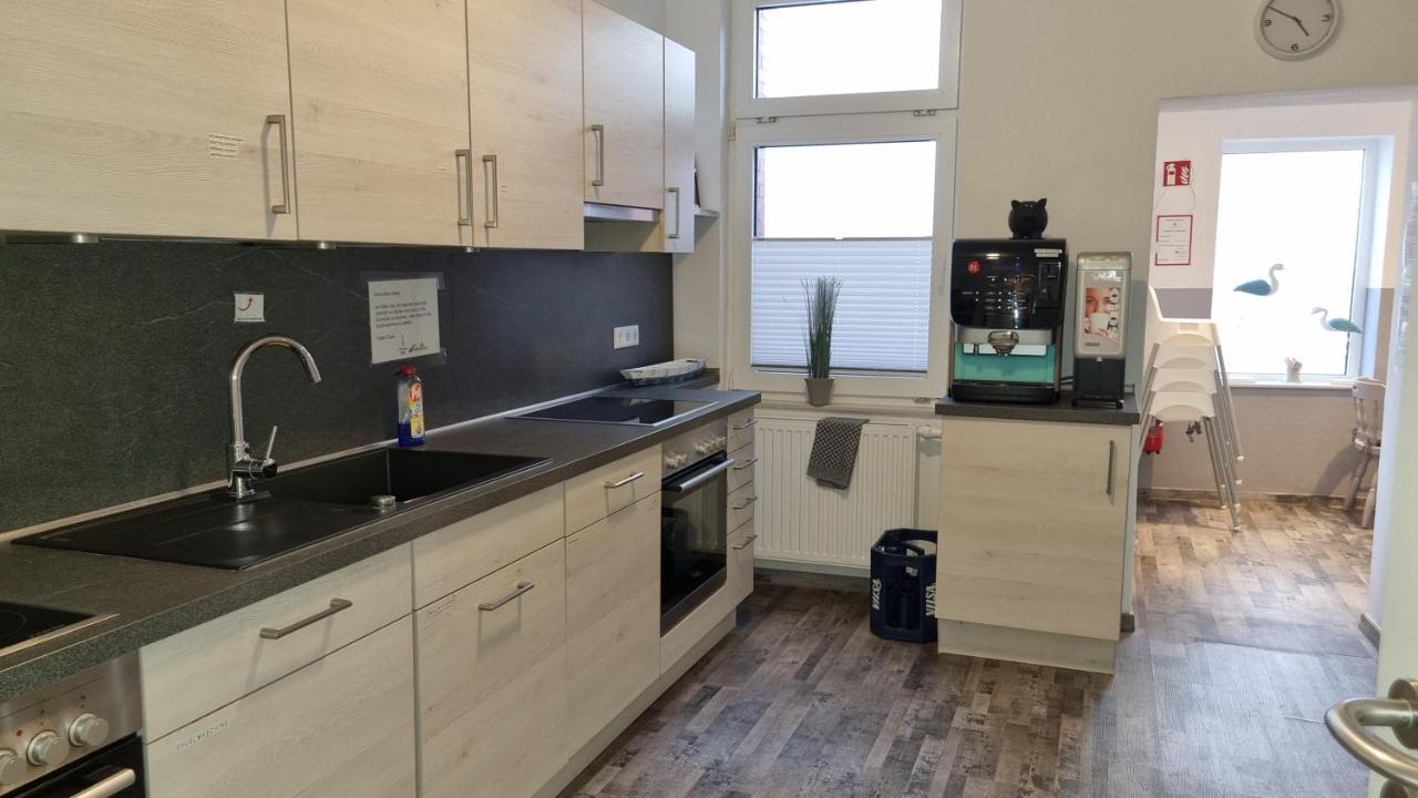 Pension Likedeeler Suite Sir Henry Morgan Боркум Екстериор снимка